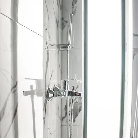 Apartment Live The Luxe *