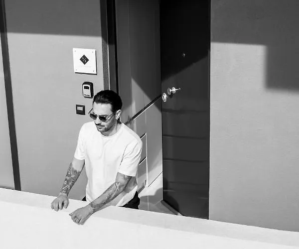 Live The Luxe Appartement *